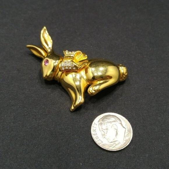 Swarovski Swan Logo Rabbit Brooch Pin, Pink Crystal Eye, Clear Rhinestone Collar - Picture 7 of 9